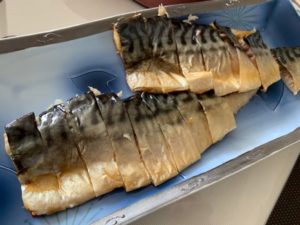 サバの燻製