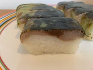 【華ずし】炙り金華鯖寿司 断面