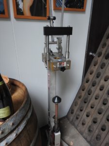 スパークリングワイン コルク打栓機